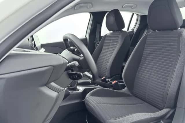 Peugeot 208 (2021) thumbnail 13