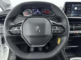 Peugeot 208 (2021) thumbnail 17