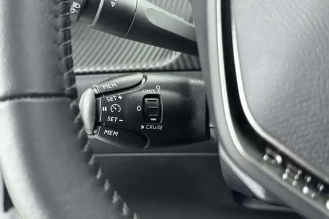 Peugeot 208 (2021) thumbnail 19