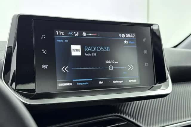 Peugeot 208 (2021) thumbnail 20