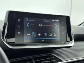 Peugeot 208 (2021) thumbnail 22