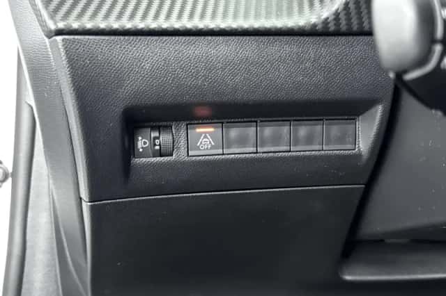 Peugeot 208 (2021) thumbnail 28