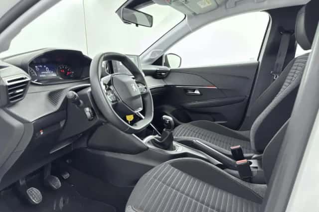 Peugeot 208 (2021) thumbnail 5
