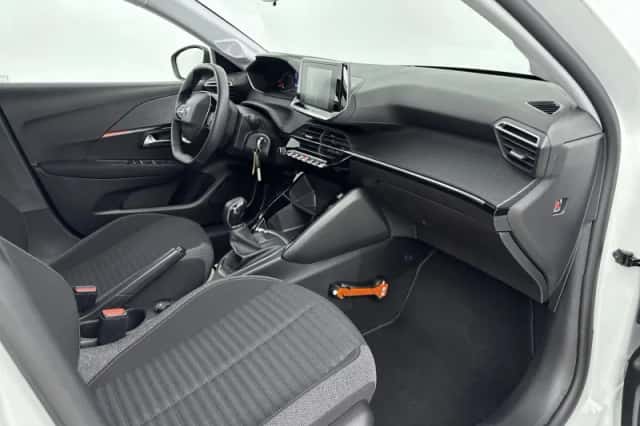 Peugeot 208 (2021) thumbnail 7