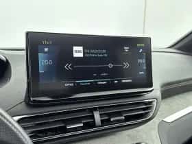 Peugeot 3008 (2024) thumbnail 23