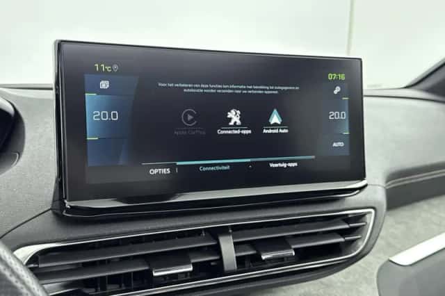 Peugeot 3008 (2024) thumbnail 24