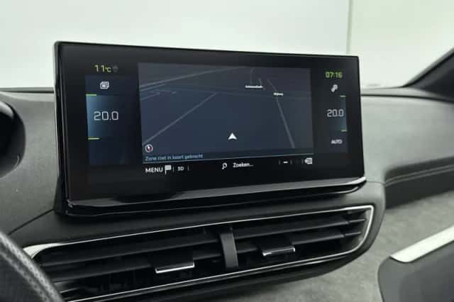 Peugeot 3008 (2024) thumbnail 34