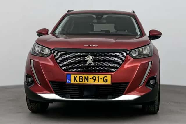 Peugeot 2008 (2021) thumbnail 12
