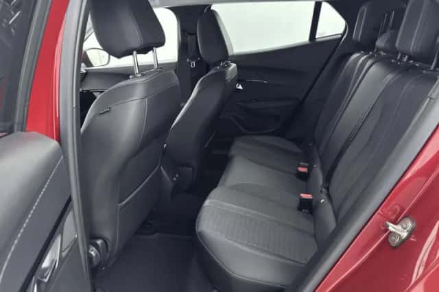 Peugeot 2008 (2021) thumbnail 14