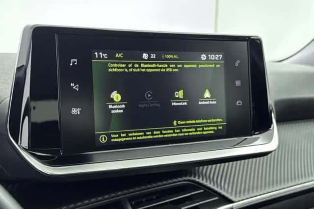 Peugeot 2008 (2021) thumbnail 20