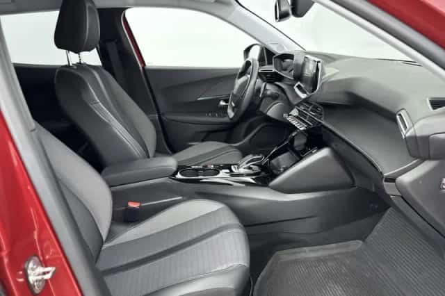 Peugeot 2008 (2021) thumbnail 30