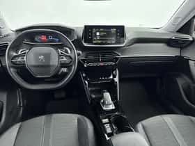 Peugeot 2008 (2021) thumbnail 6