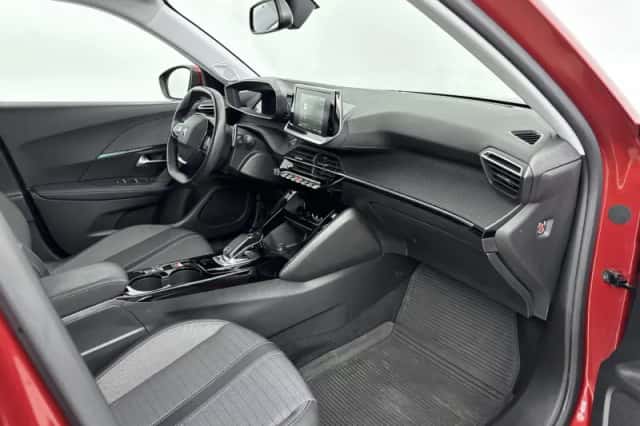 Peugeot 2008 (2021) thumbnail 7