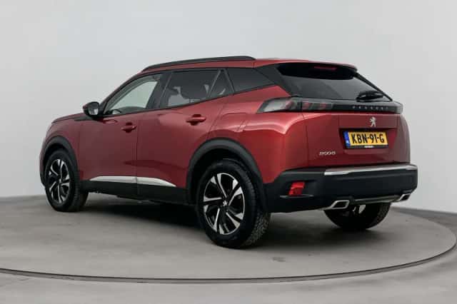 Peugeot 2008 (2021) thumbnail 8