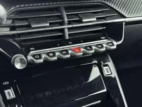 Peugeot 2008 (2025) thumbnail 24