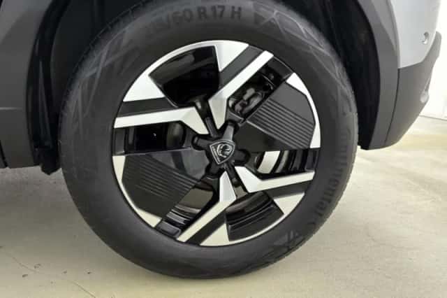 Peugeot 2008 (2025) thumbnail 32