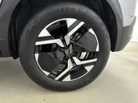 Peugeot 2008 (2025) thumbnail 32