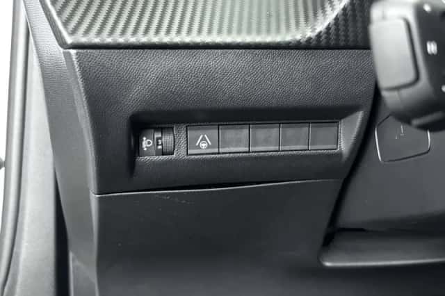 Peugeot 2008 (2025) thumbnail 33