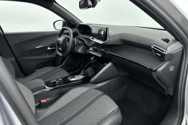 Peugeot 2008 (2025) thumbnail 5