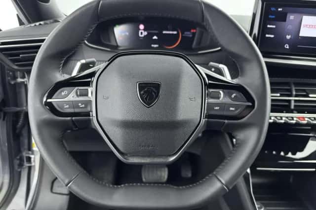 Peugeot 2008 (2025) thumbnail 6