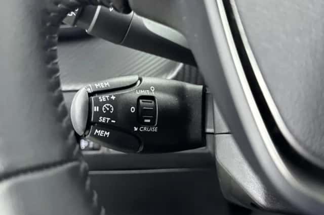 Peugeot 208 (2025) thumbnail 19