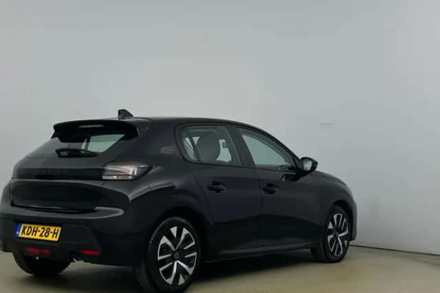Peugeot 208 (2025) thumbnail 3