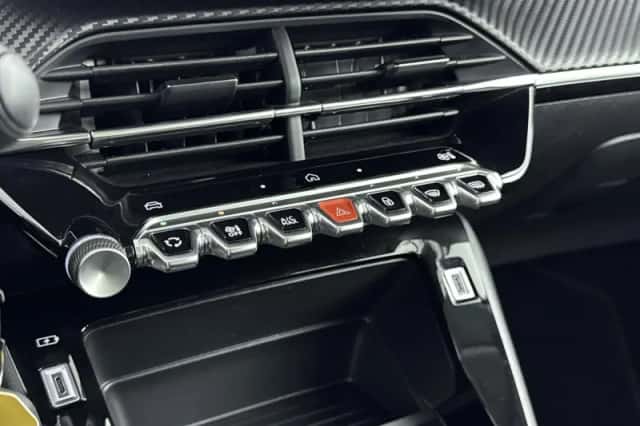 Peugeot 208 (2025) thumbnail 24
