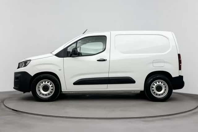 Peugeot E-Partner (2023) thumbnail 2