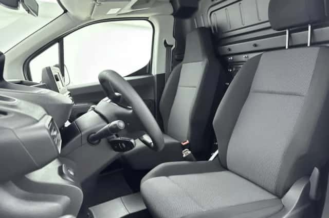 Peugeot E-Partner (2023) thumbnail 13