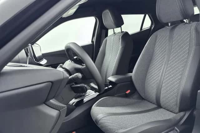 Peugeot 2008 (2025) thumbnail 13