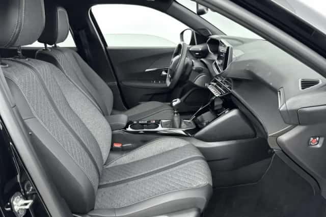 Peugeot 2008 (2025) thumbnail 31