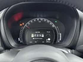 Toyota Aygo (2022) thumbnail 18