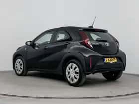 Toyota Aygo (2022) thumbnail 3
