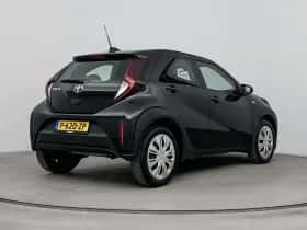 Toyota Aygo (2022) thumbnail 6