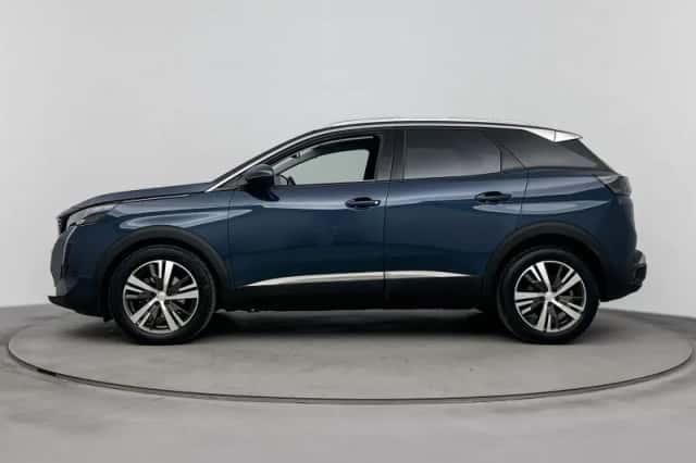 Peugeot 3008 (2021) thumbnail 2