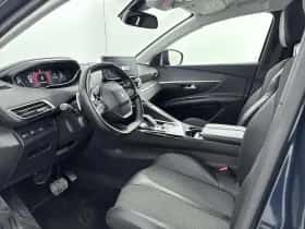 Peugeot 3008 (2021) thumbnail 11