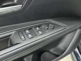 Peugeot 3008 (2021) thumbnail 16