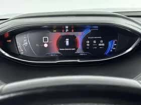 Peugeot 3008 (2021) thumbnail 18