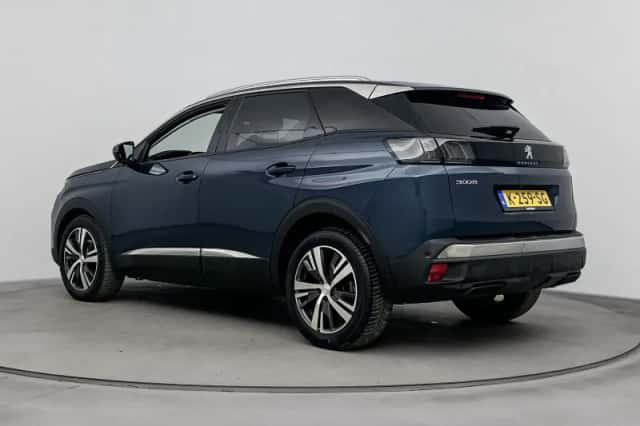 Peugeot 3008 (2021) thumbnail 5