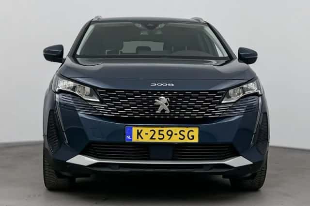 Peugeot 3008 (2021) thumbnail 9