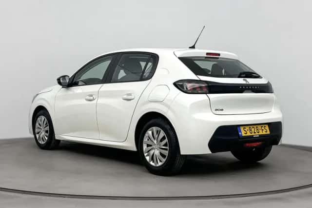 Peugeot 208 (2023) thumbnail 12