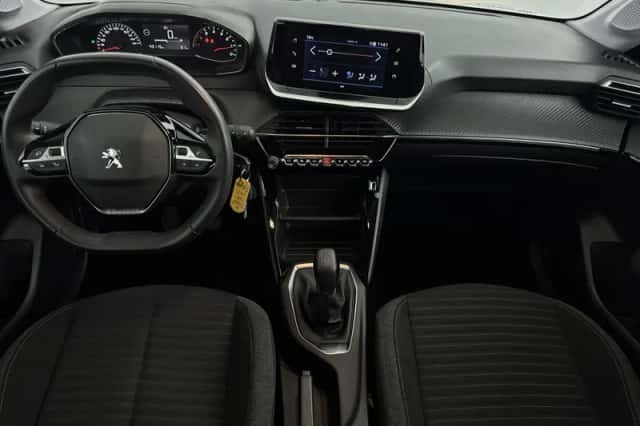 Peugeot 208 (2023) thumbnail 13