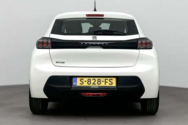 Peugeot 208 (2023) thumbnail 3