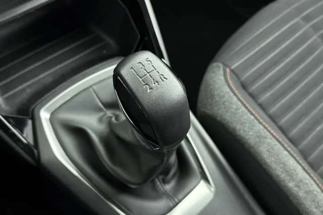 Peugeot 208 (2023) thumbnail 23