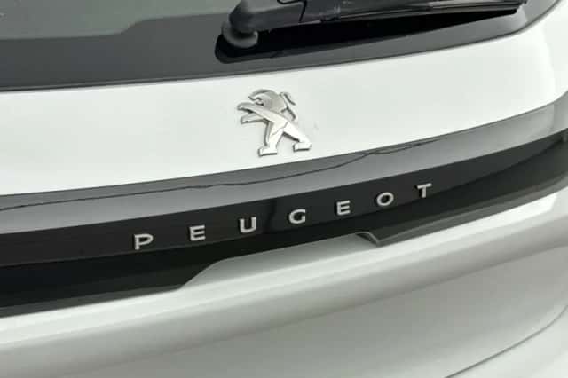 Peugeot 208 (2023) thumbnail 24