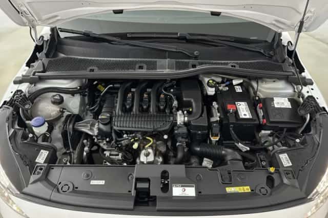 Peugeot 208 (2023) thumbnail 25