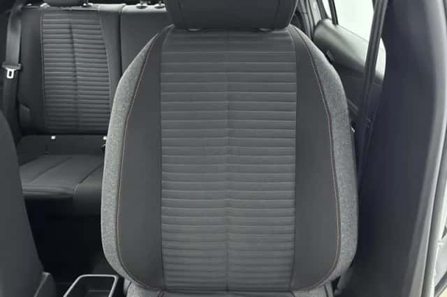 Peugeot 208 (2023) thumbnail 27