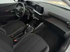 Peugeot 208 (2023) thumbnail 7