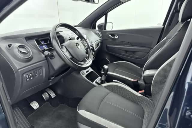Renault Captur (2019) thumbnail 5