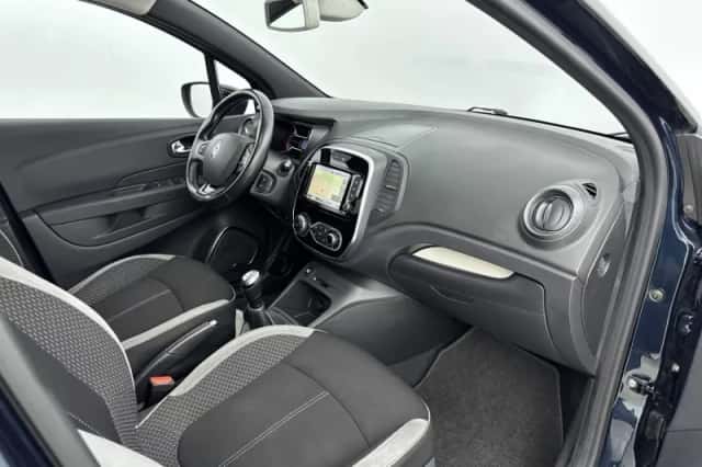 Renault Captur (2019) thumbnail 8